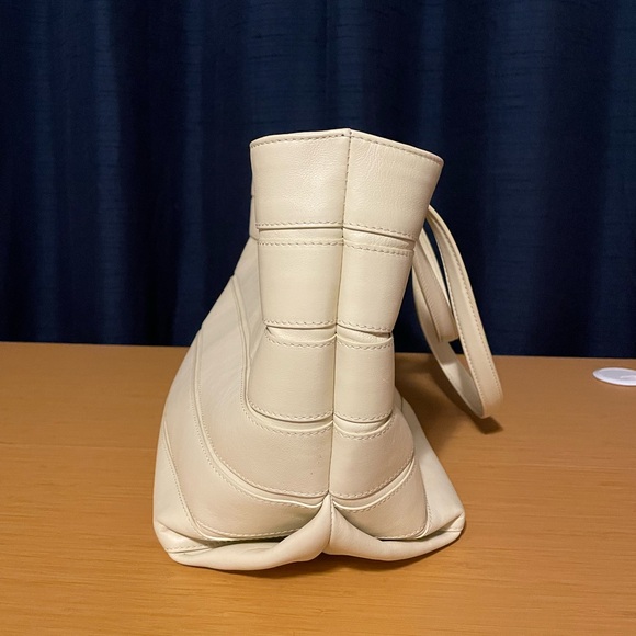 KHAITE Florence Stripe Leather Tote - Picture 6 of 15